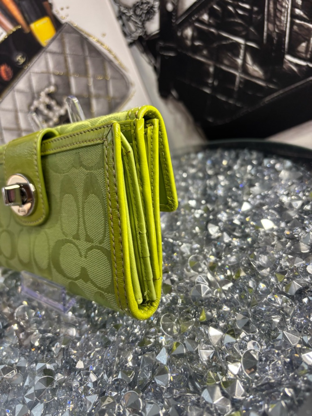 Coach y2k vintage Lime Green Signature Canvas Wallet with Turnlock NWOT - Picture 6 of 16